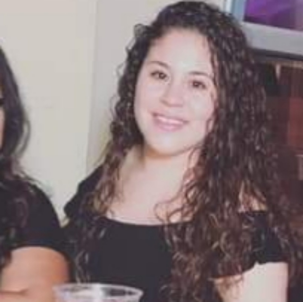 Meet your Posher, Delia